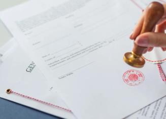 Nên công chứng ở đâu? Phòng công chứng hay văn phòng công chứng?